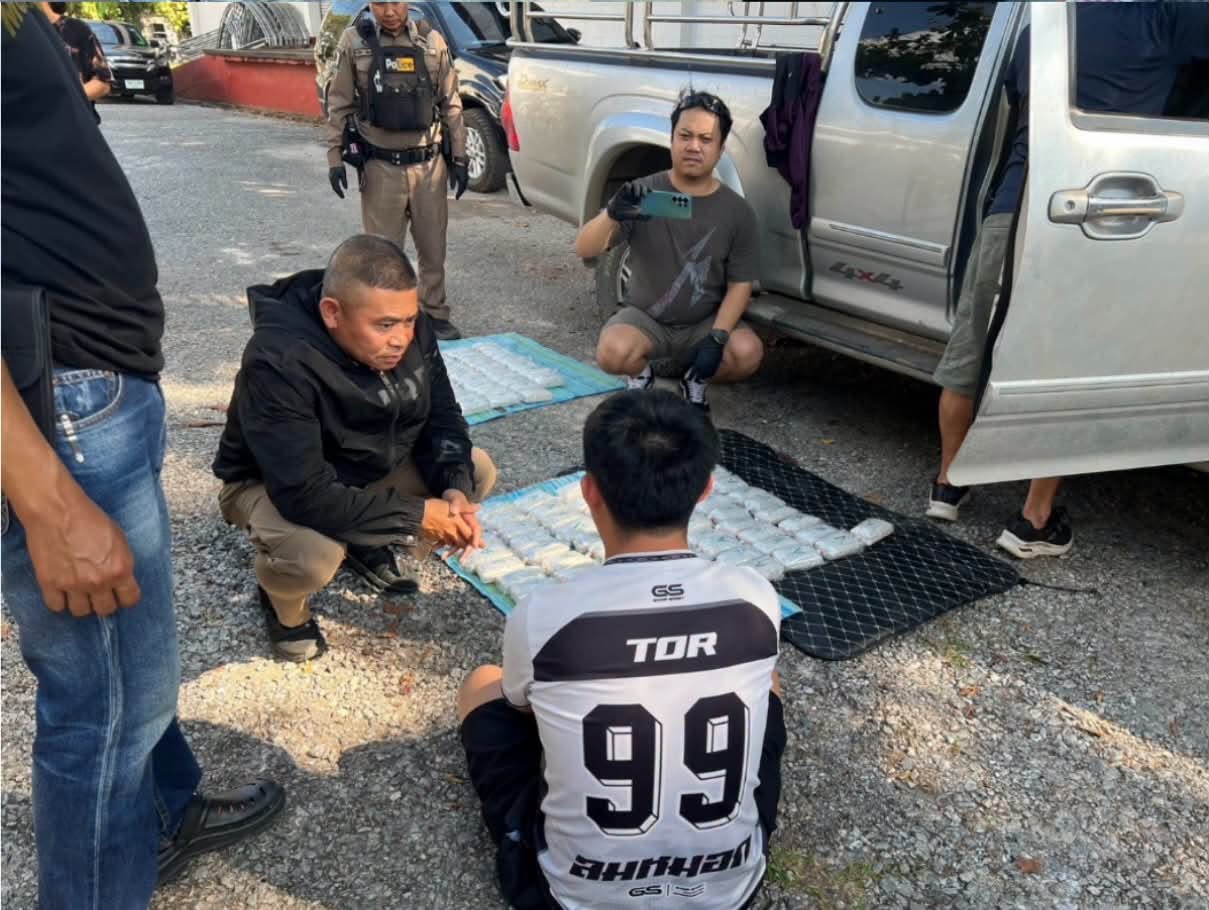 ตำรวจเชียงรายพบยาบ้า 280,000 เม็ดซ่อนอยู่ในลำโพงรถบรรทุก