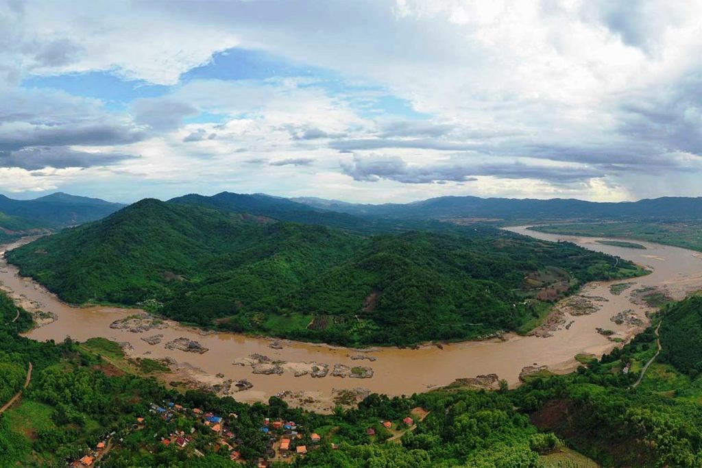 Chinese dams held back Mekong waters