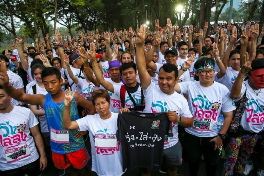 Thousands Rally Against Prayut in “Run Against Dictatorship”