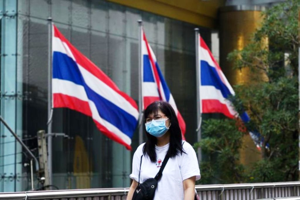 smog and coronavirus killing tourism in northern Thailand