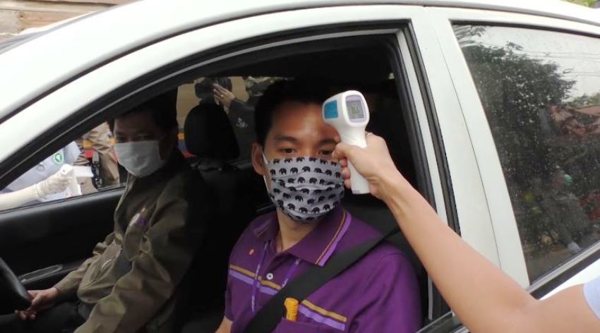 a Covid 19 Coronavirus road checkpoint northern Thailand