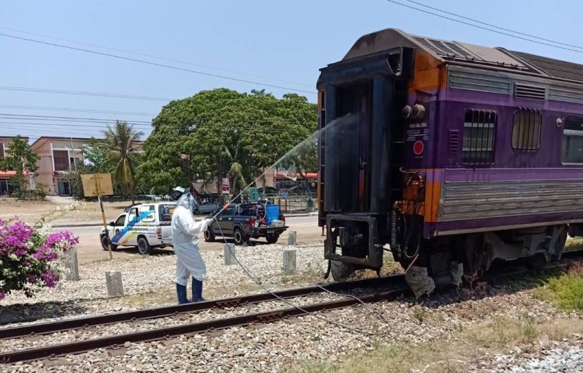 Passenger With Covid 19 Coronavirus Dies on Express Train