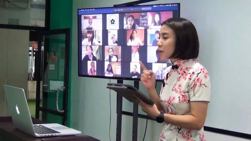 Schools in Thailand adopt classes online