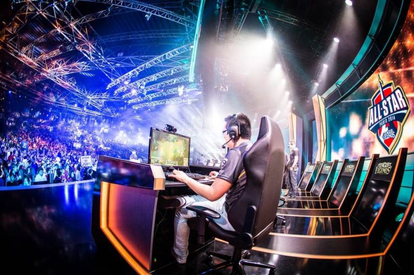 Gaming, Betting companies, eSports