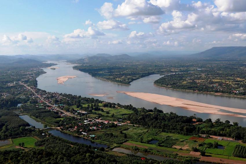 hina, Jinghong Dam,Mekong River, Water Levels