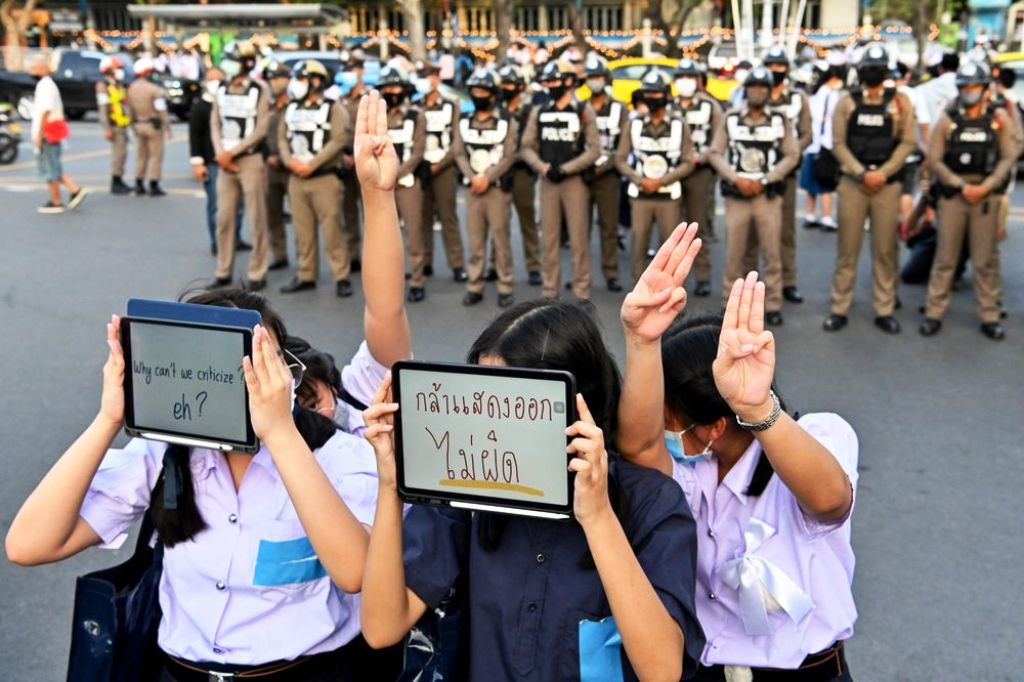 Prime Minister, Thailand, Facebook, Protesters, Crackdown