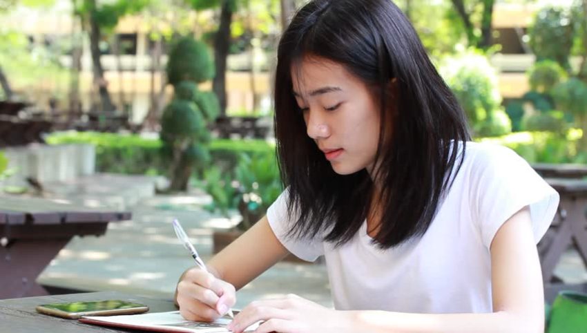 Why Thai University Students Struggle With English Writing Assignments - Learning