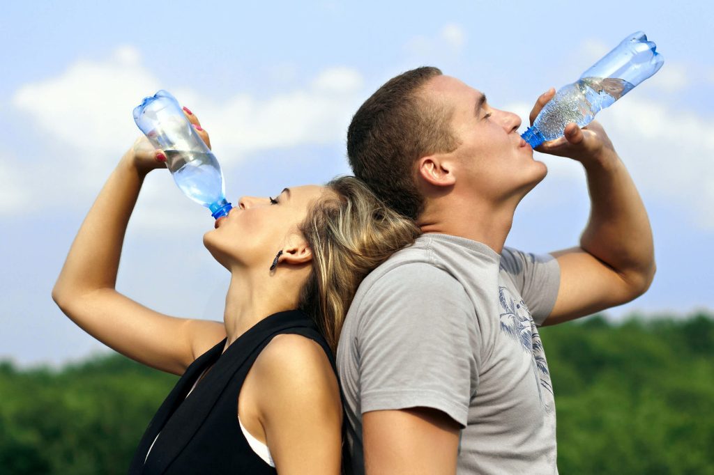 Drinking Hydrogen Water for Metabolic Health and Sleep Deprivation - Chiang Rai Times