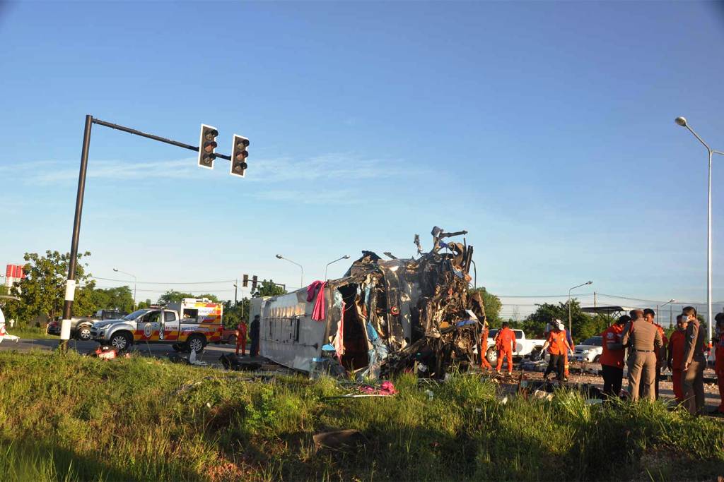 Tour Bus Crash pattaya thailand