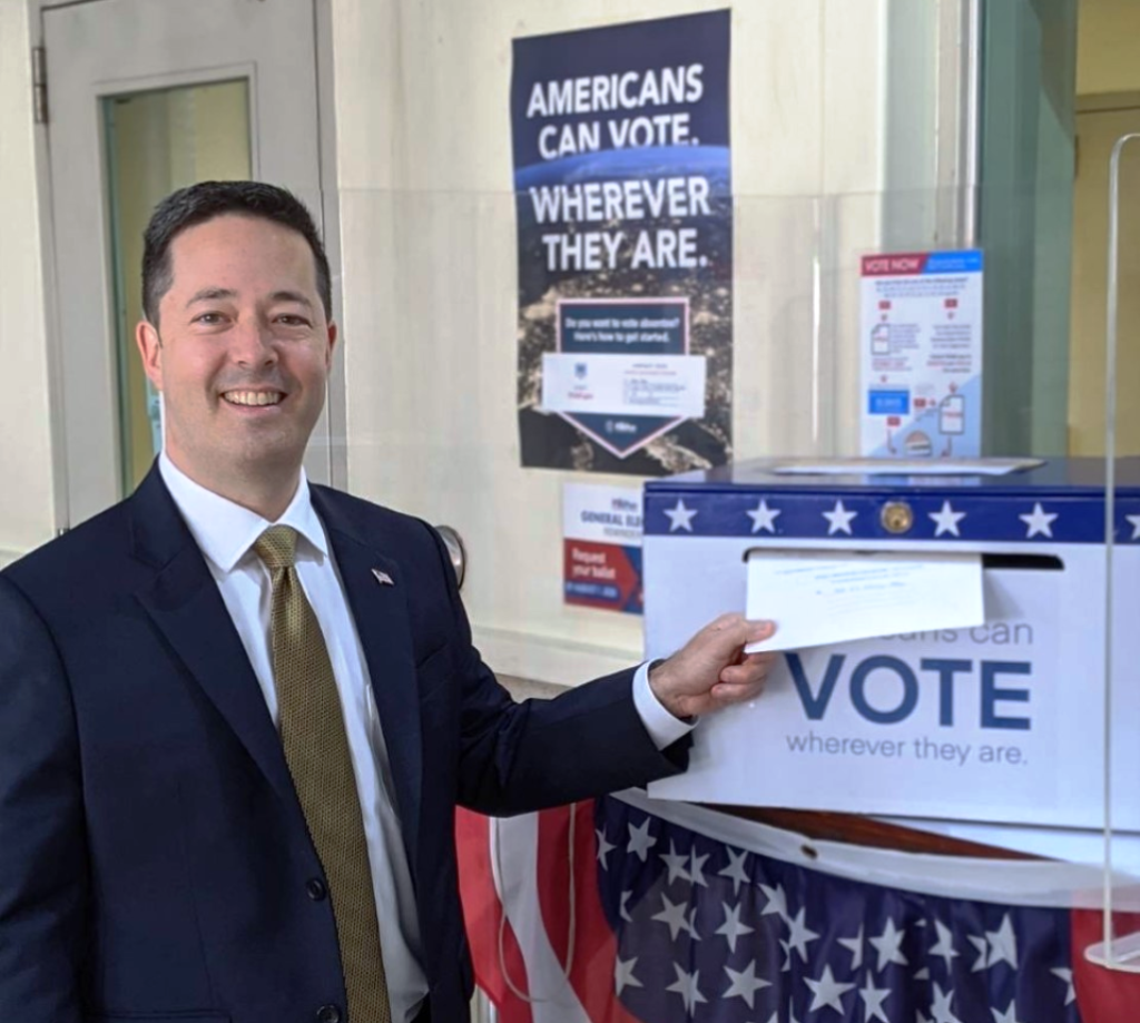 U.S. Consul General, Chiang Mai, Americans in Thailand, Vote