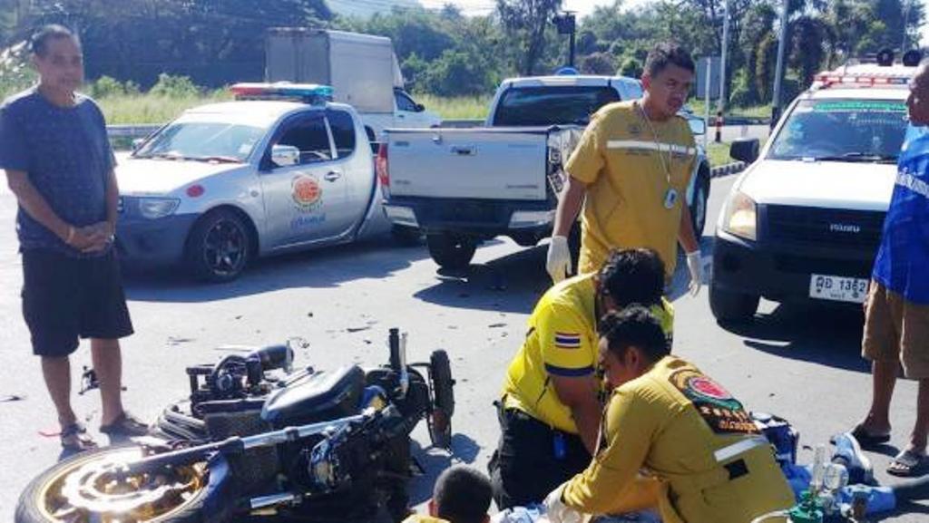 Thailand,Speeding Teen Motorcyclist Hits an Kills Elderly Monk Receiving Food