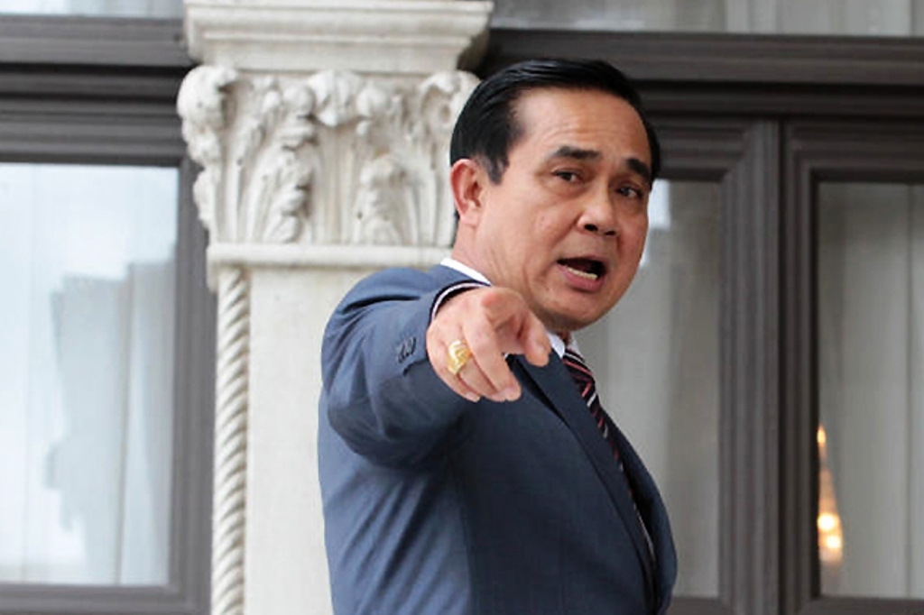 Thailands Prime Minister Threatens Protesters with Lese Majesty Law