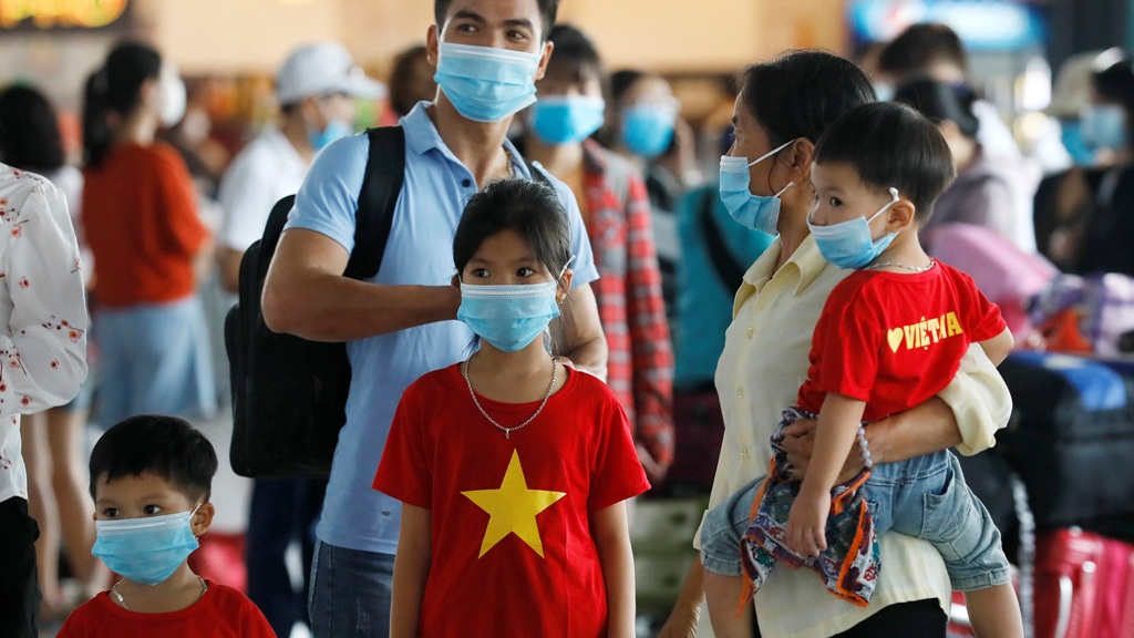 Vietnam Opts for Covid-19 Containment Rather than Costly Vaccine