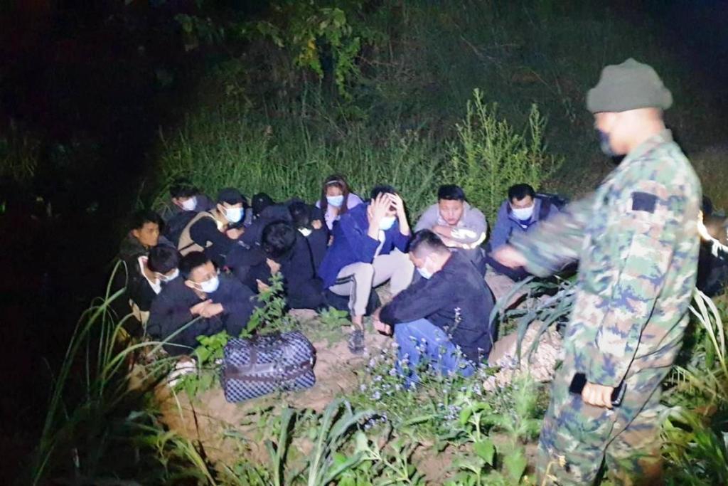 16 Chinese Nationals Arrested for Crossing Mekong into Thailand Illegally