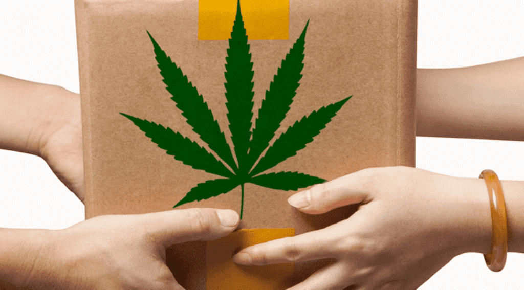 Top Benefits Of Buying Weed From Online Medical Dispensaries