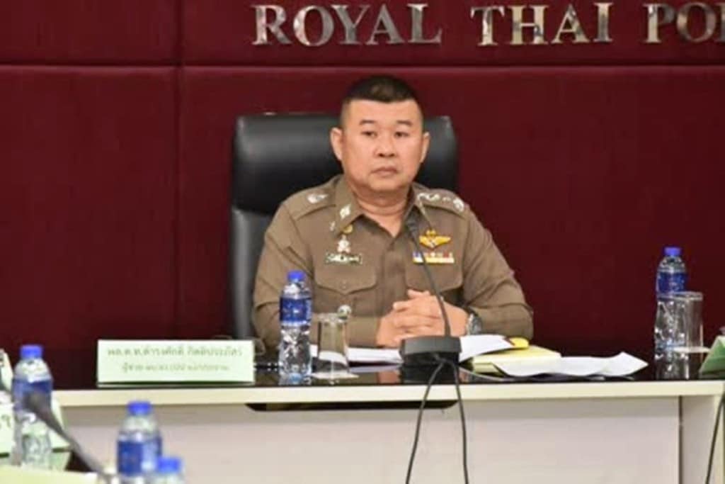 Thai Police Seek Arrest Warrants for Smugglers of Myanmar Migrants