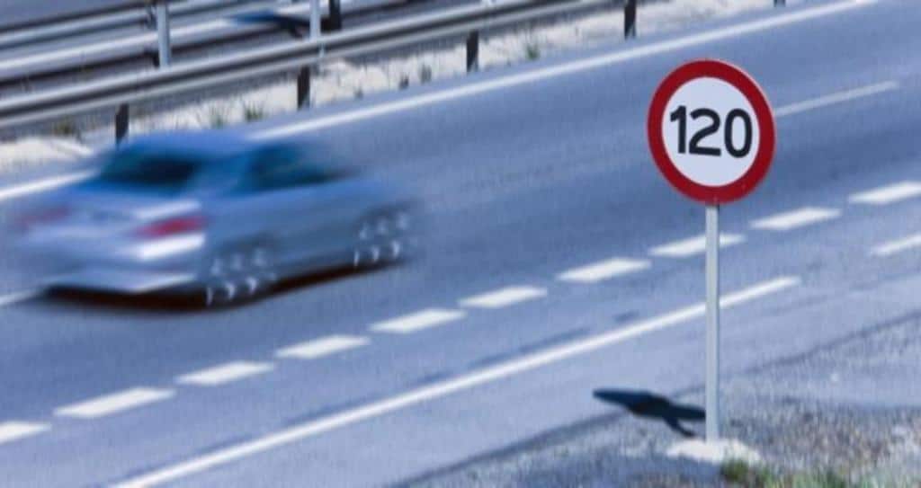 Transport Ministry Presses Ahead With Raising Maximum Speed Limit