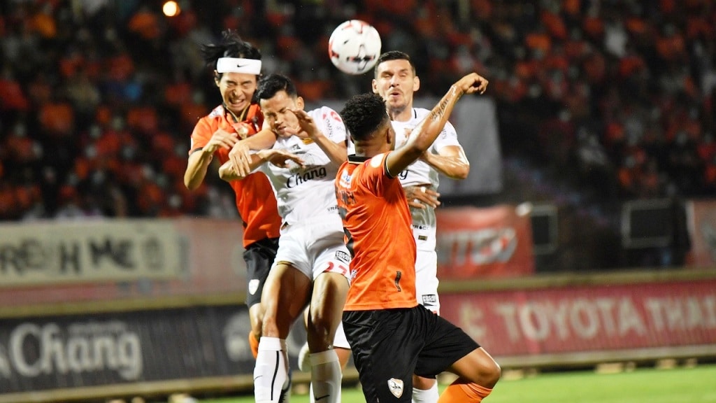 Chiangrai United in 5th Place with Win Over Chonburi FC 4-3