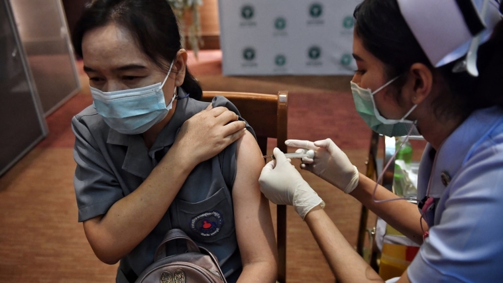 China Admits to Low Effectiveness of Sinovac as a Million Doses Arrive in Thailand
