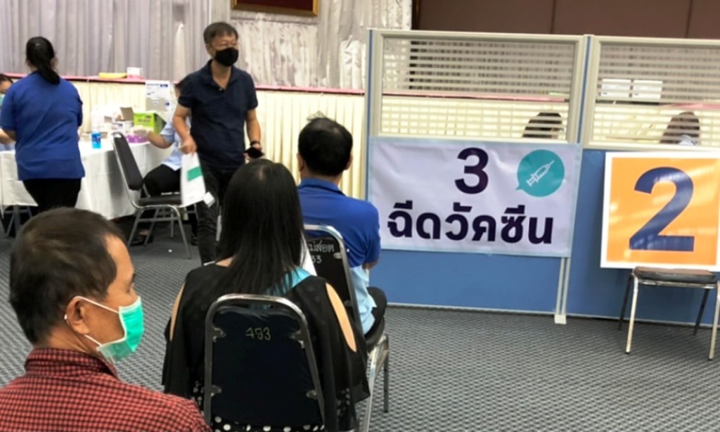 Chiang Mai Reports Extremely Low Registration for Covid-19 Vaccinations