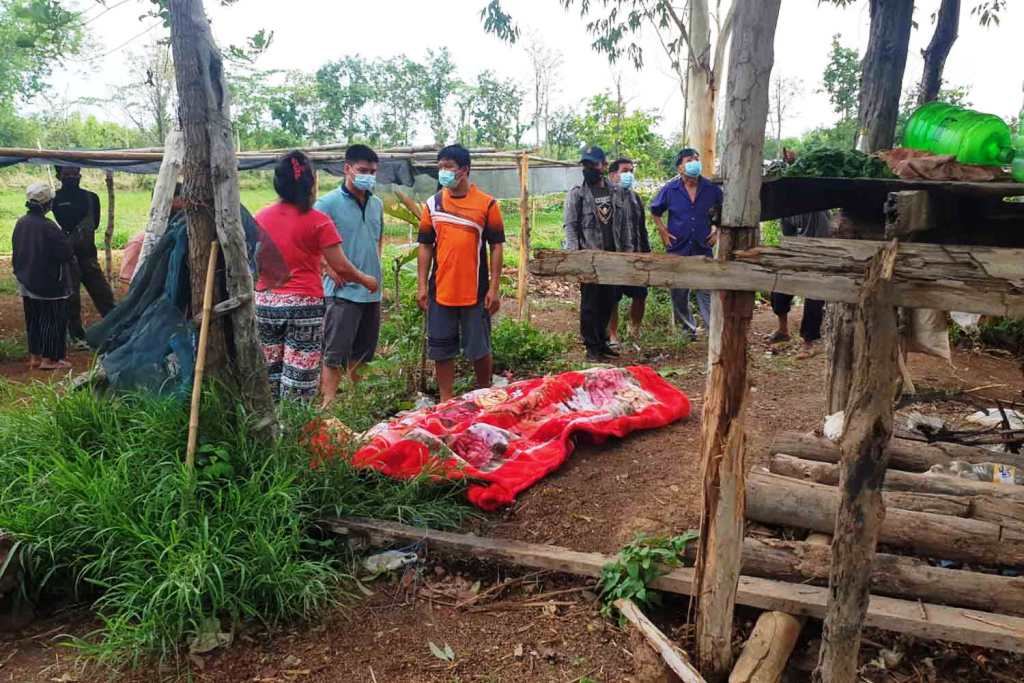 Man Stuck and Killed by Lightening Blot in Northeastern Thailand