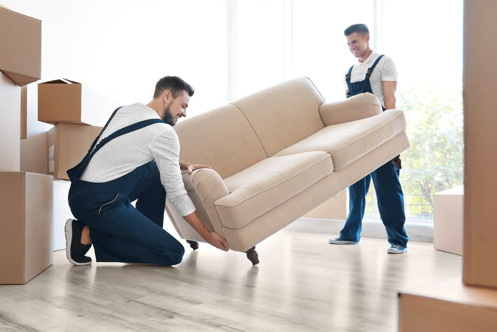 Learning the Advantages of Hiring Professional Movers