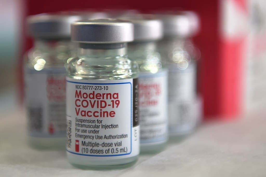 vaccination, Thailand's Private Hospital's Seek 5 Million Jabs of the Moderna Vaccine