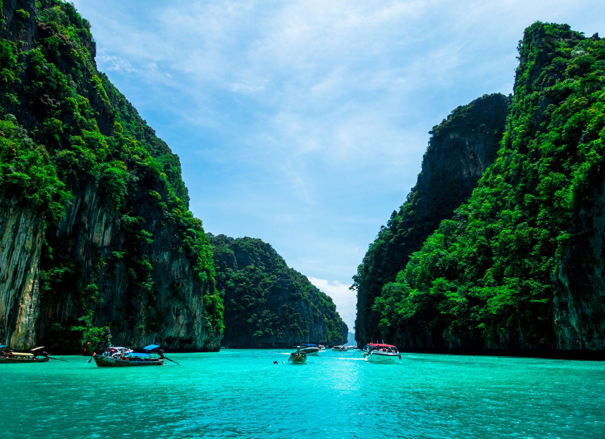 How Phuket Thailand Became a Travel and Retirement Destination