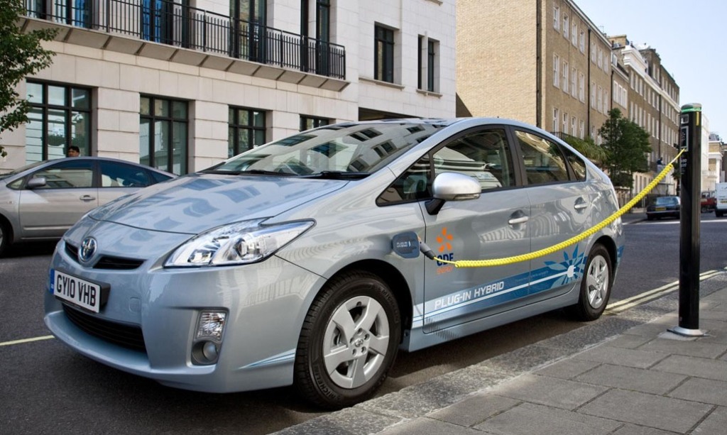 Hybrid-Electric Vehicles (HEV's) Establish a Benchmark for Emissions