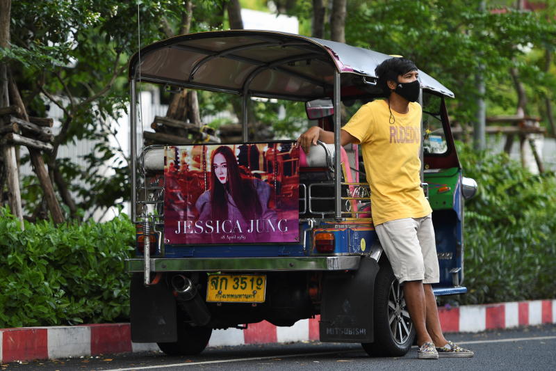 K-pop Fan's supporting Tuk Tuk Drivers