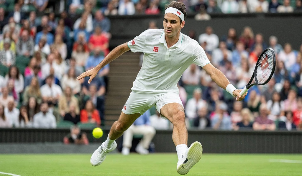 Roger Federer Survives Centre Court Scare At Wimbledon