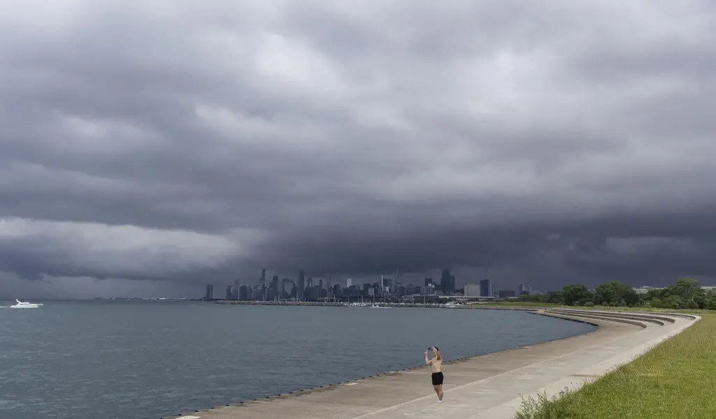 Tornado Watch in Chicago As Severe Weather Hits Again