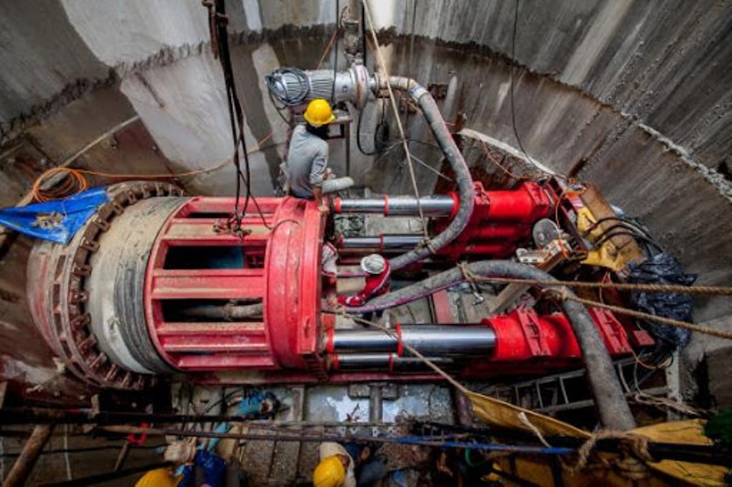 Railway Tunnel Boring Machine Creates Thailand's Longest Railway Tunnel