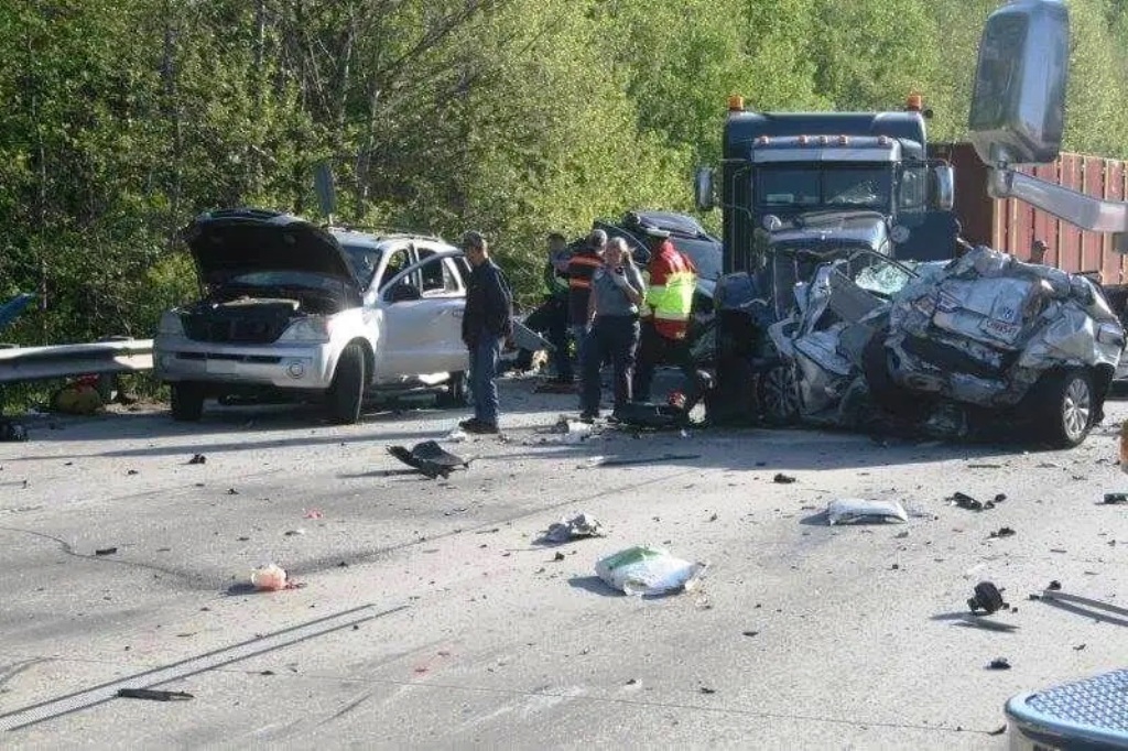 Determining Who is at Fault in a Tragic Truck Accident