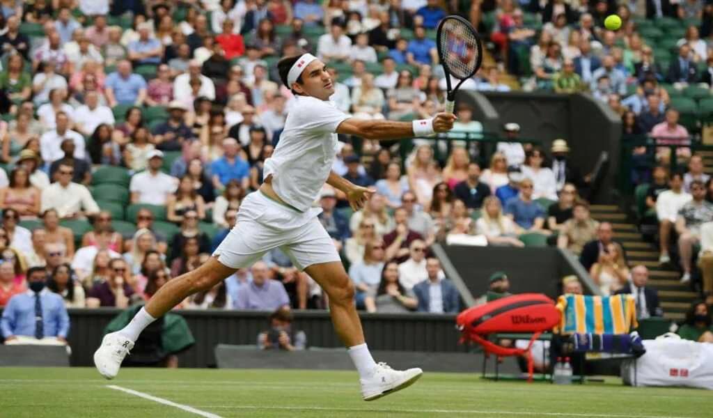 39-Year-Old Roger Federer Moves Into 2nd Week At Wimbledon: ‘I Hope There’s A Little Bit Left In Me’