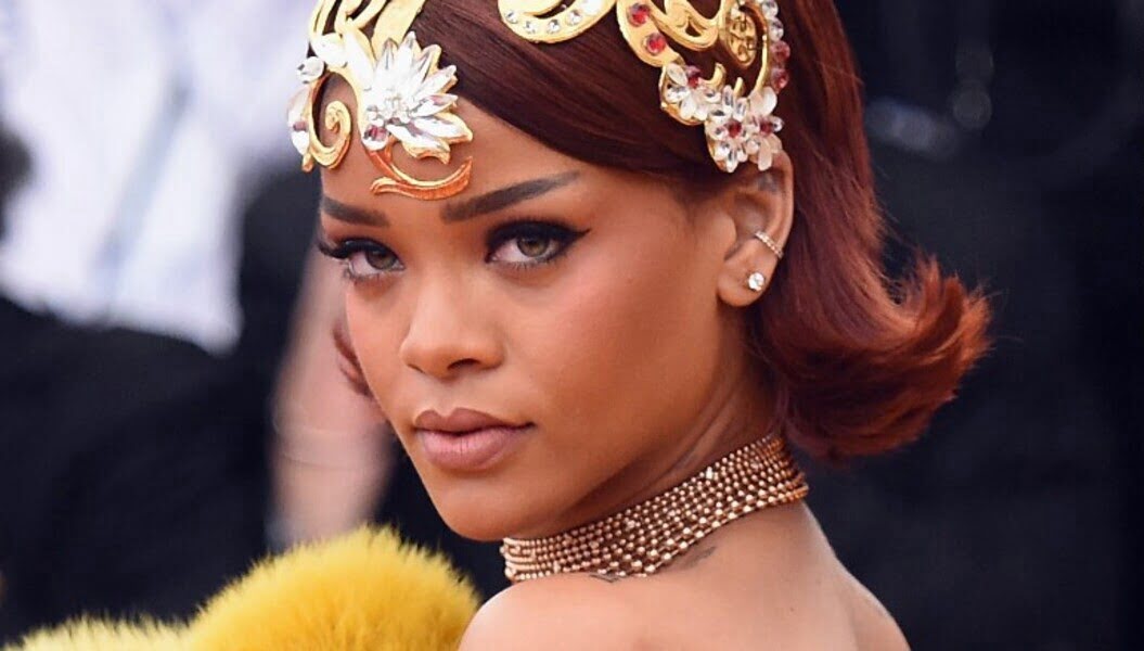 Rihanna is Now Officially a Billionaire According to Forbes