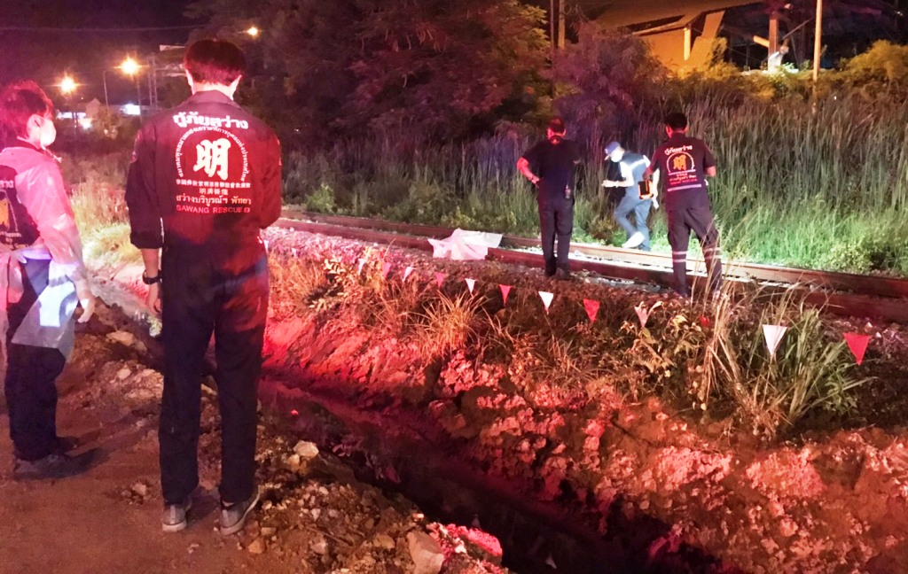 Prominent Thai YouTuber Run Over by Train in Central Thailand