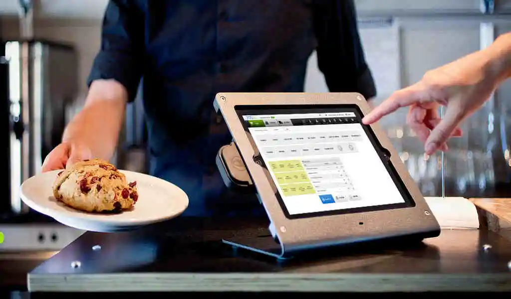 How To Roll Out An Effective POS For Your Restaurant