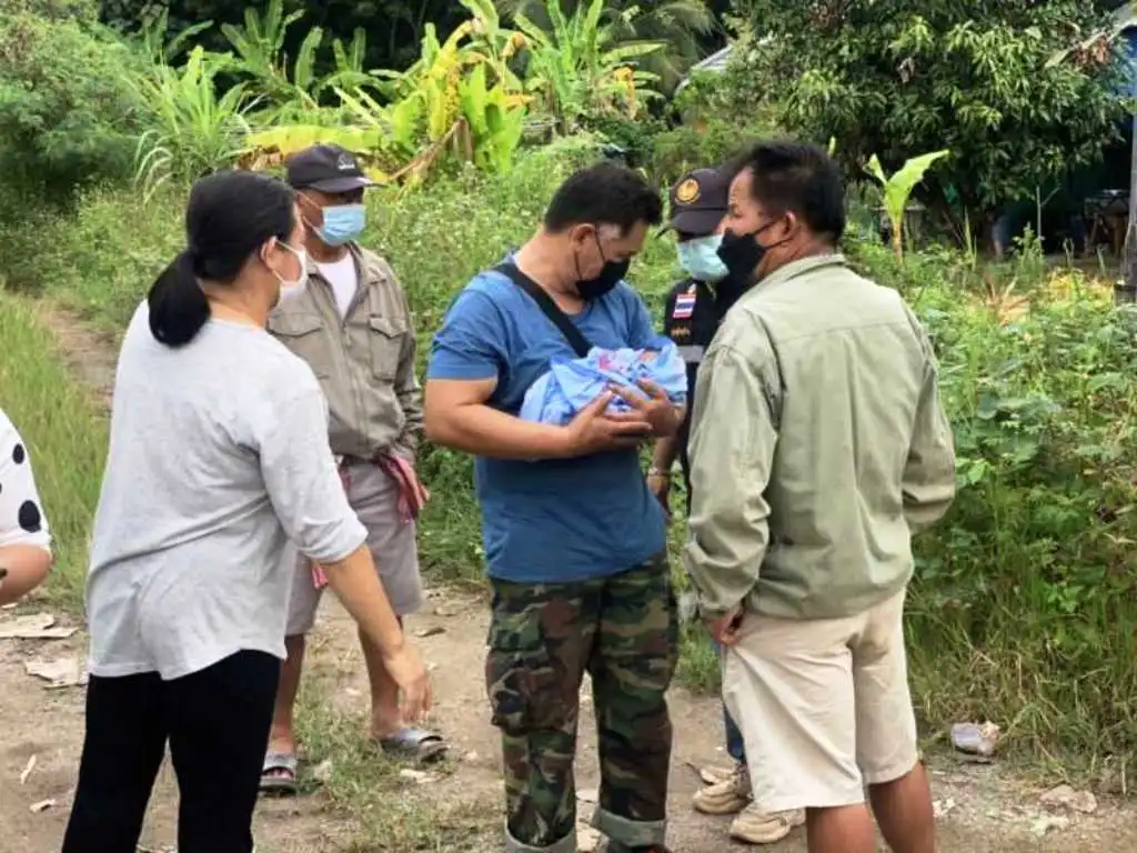 Newborn Baby Girl Found Abandoned in Ban Du Chiang Rai