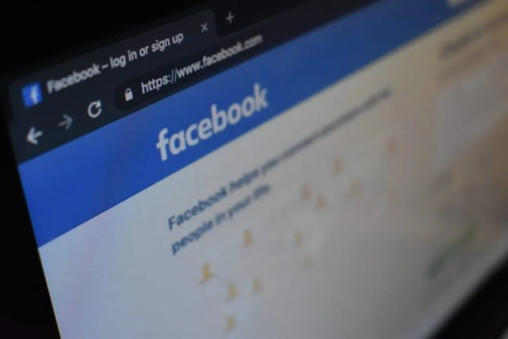 Police Arrest Facebook Administrator for Porn Group