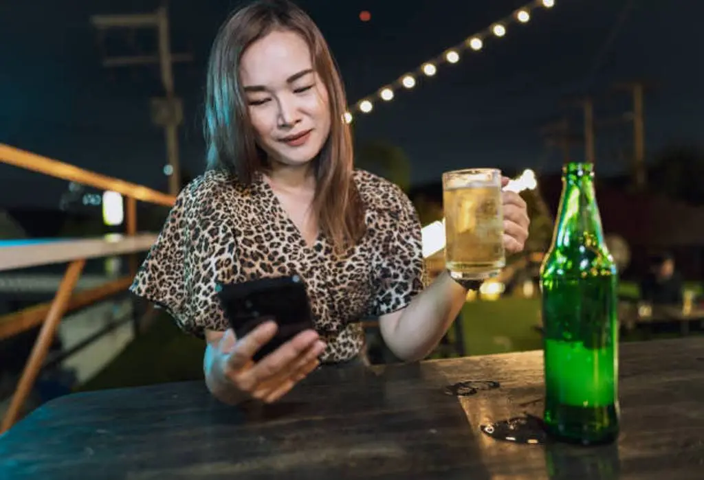 Thai Government Considers Relaxing Alcoholic Beverage Sales Rules