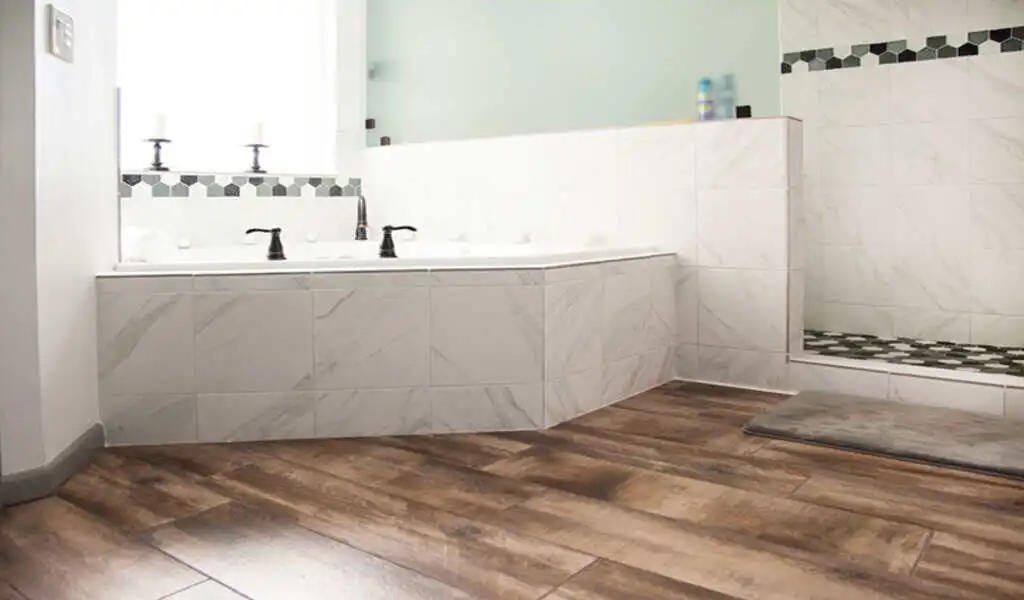 Bathroom Flooring Trends Laminate, Which Way Do You Lay Laminate Flooring In A Small Bathroom