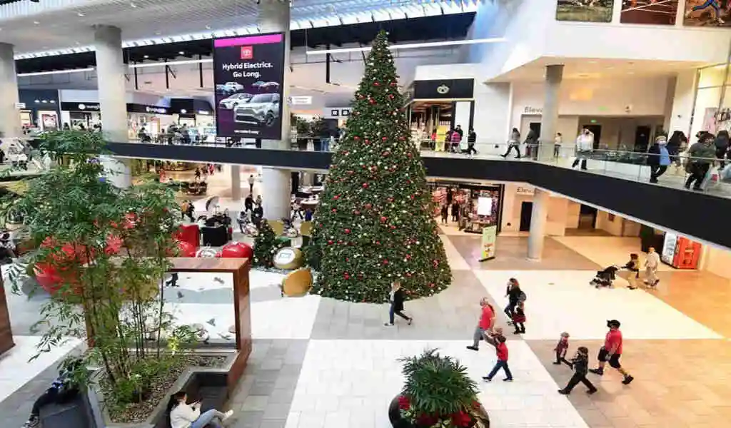 What's Open On Christmas Day? Find Out What's Open This Christmas