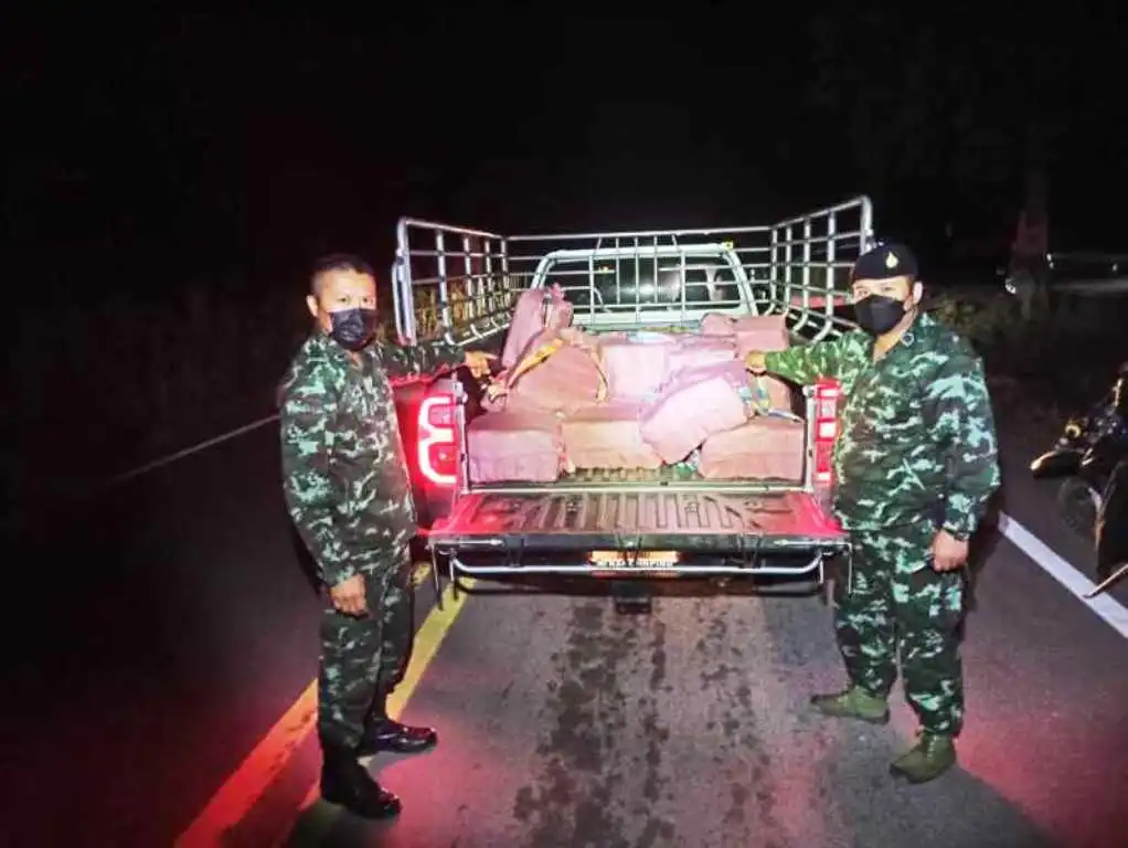 Soldiers in Chiang Rai Province Seized 5 Million Meth Pills