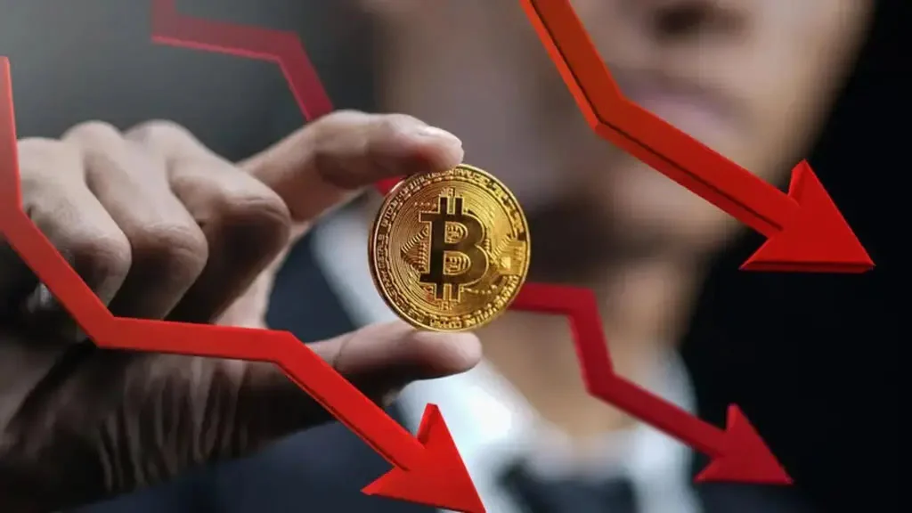 Cryptocurrency Bitcoin Price Plummets After Wall Street Selloff