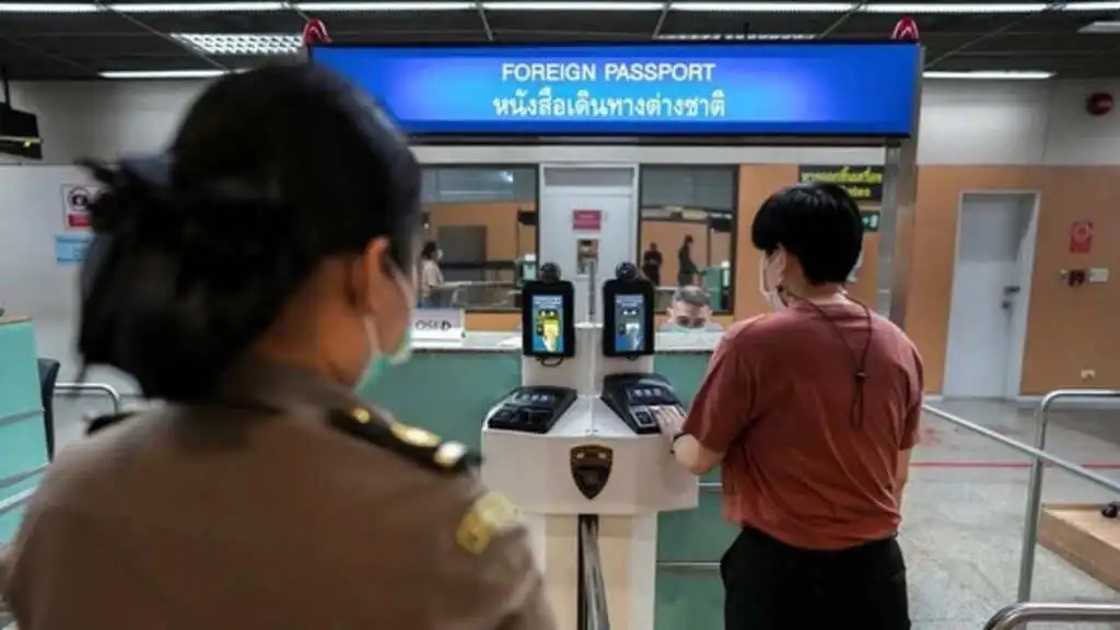 Thailand to Start Charging 300 Baht Foreigner Entrance Fee