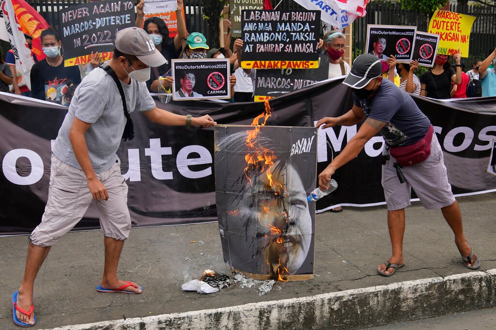 Twitter, Philippines, Marcos