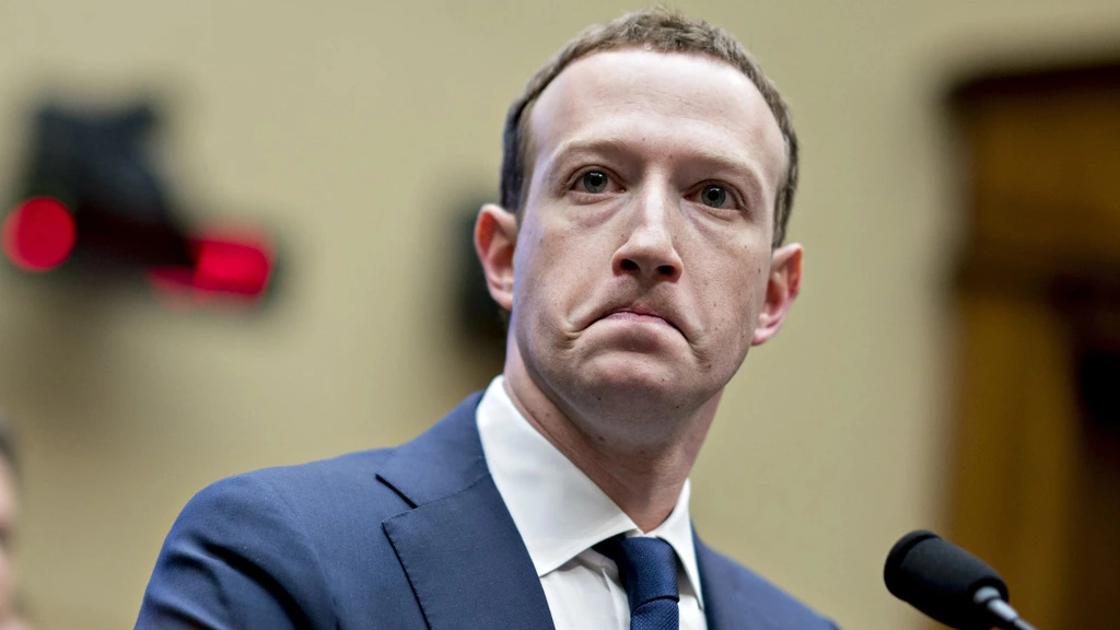 Facebook Loses $200 Billion as Users Shift to TikTok