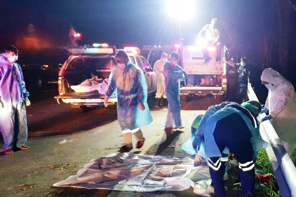 6 Myanmar Workers Killed, 12 Injured in Pickup Crash