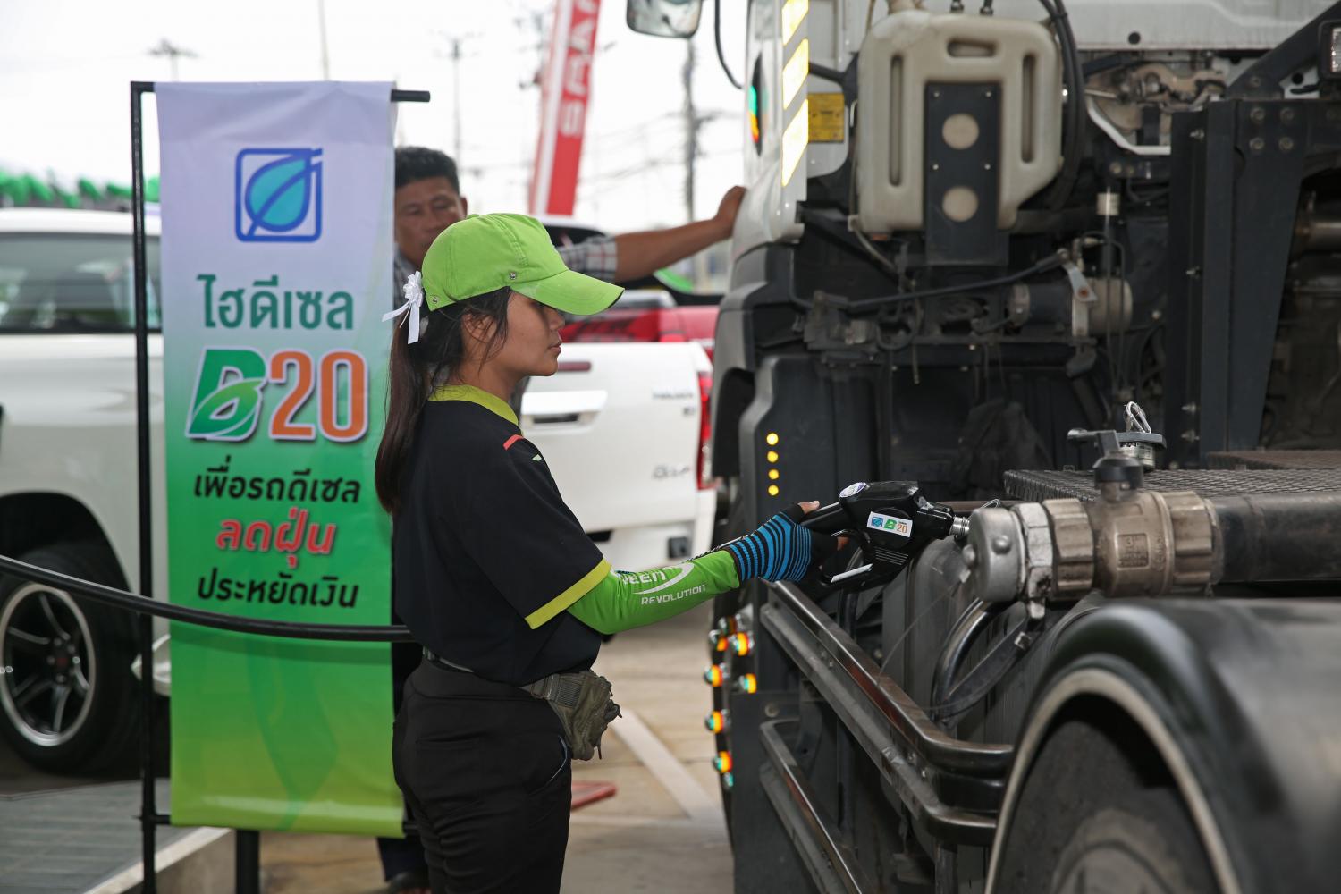 Thailand Caps Diesel Price at 30 Baht Until May 2022